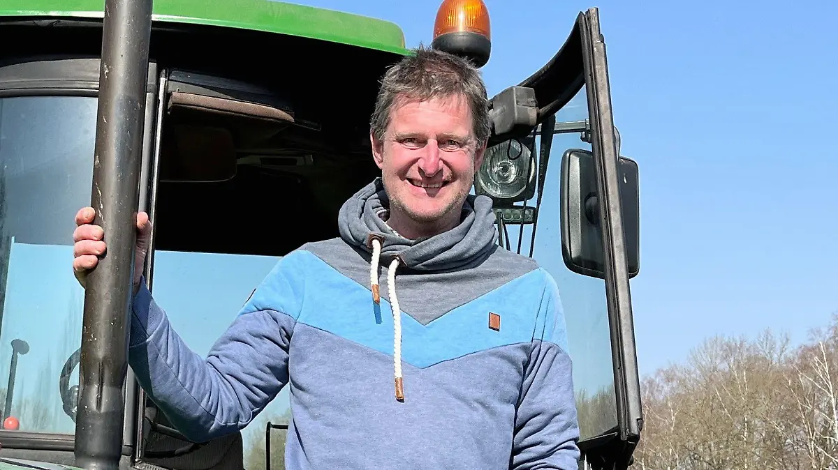 Rinderhalter Michael N. (51) aus Niedersachsen
+++ Die Verwendung des sendungsbezogenen Materials ist nur mit dem Hinweis und Verlinkung auf RTL+ gestattet. +++