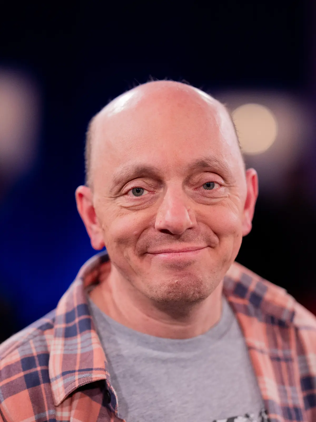 Bild zu: "Bernhard Hoëcker macht Wahlwerbung! ARD schmeißt Comedian aus dem Programm"