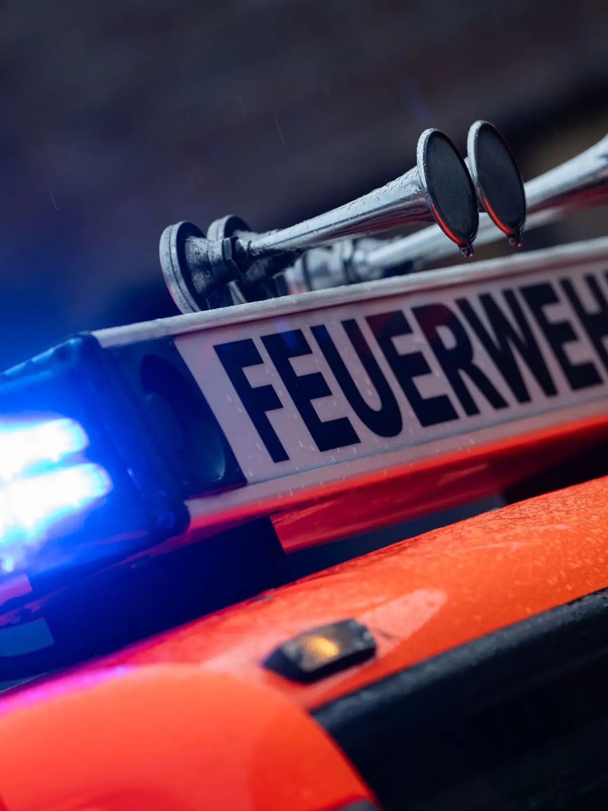 Bild zu: "Nackt in der Feuerwehrwache! Polizei verhaftet Uniform-Fetischisten"