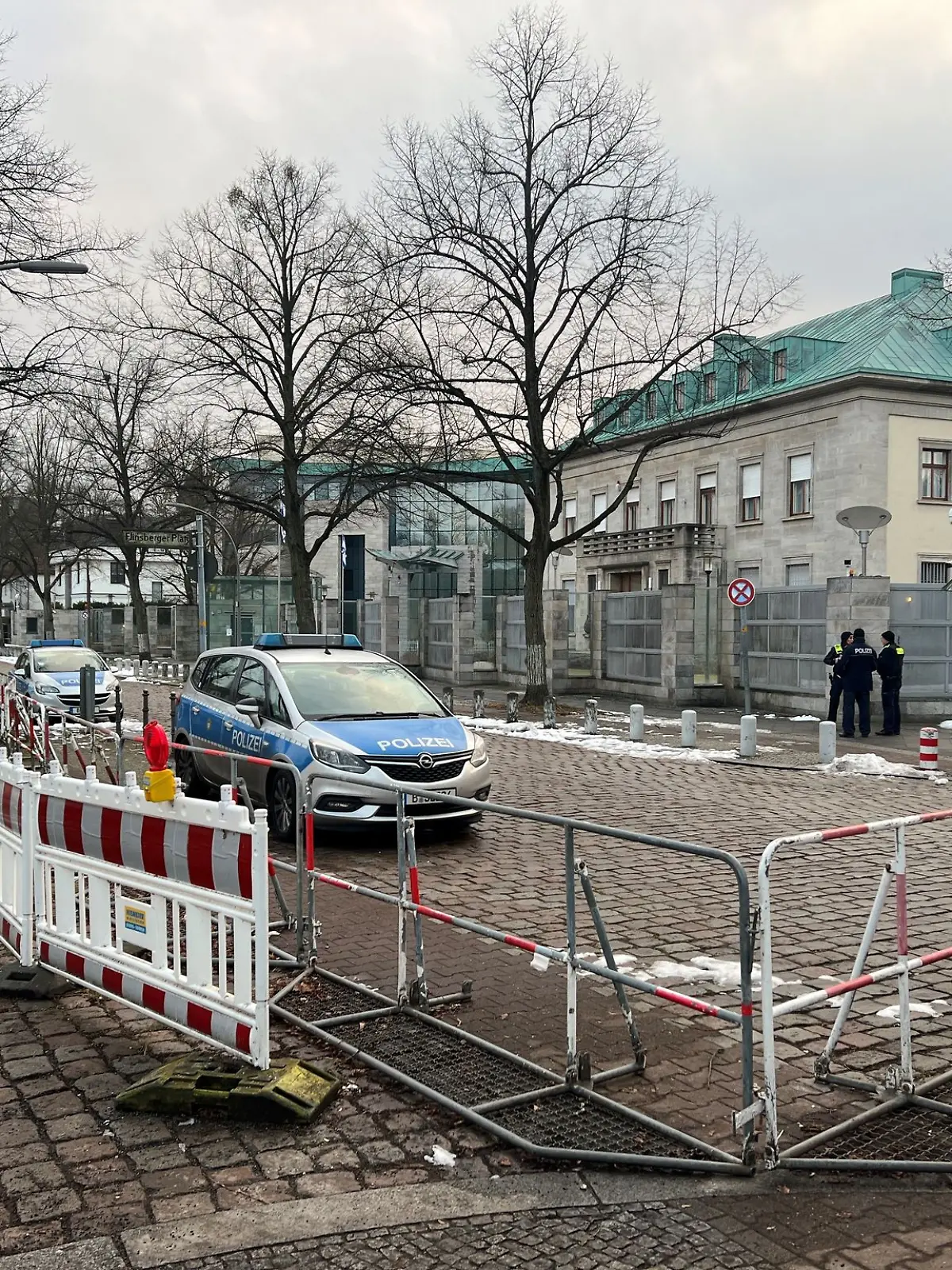Bild zu: "Verdächtiger Sprengstoff-Fund! Anschlagsplan auf israelische Botschaft vereitelt"