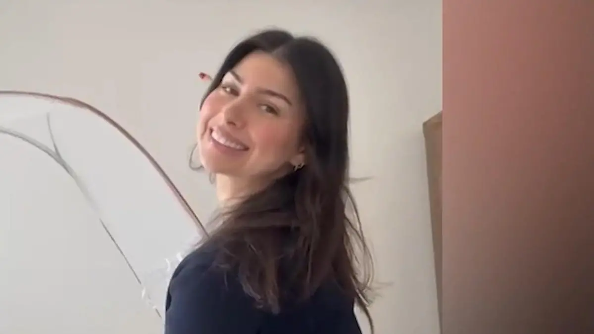 Estella (25) baut sich DAS aufs Bett