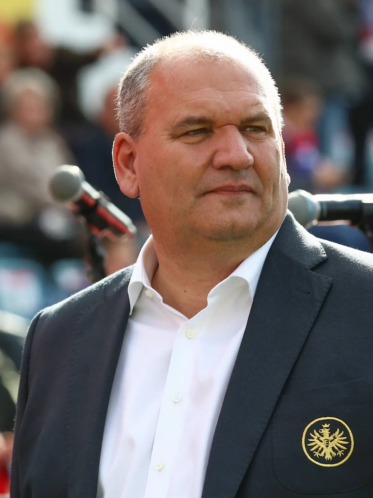 Eintracht Frankfurts Präsident Mathias Beck musste am herzen operiert werden