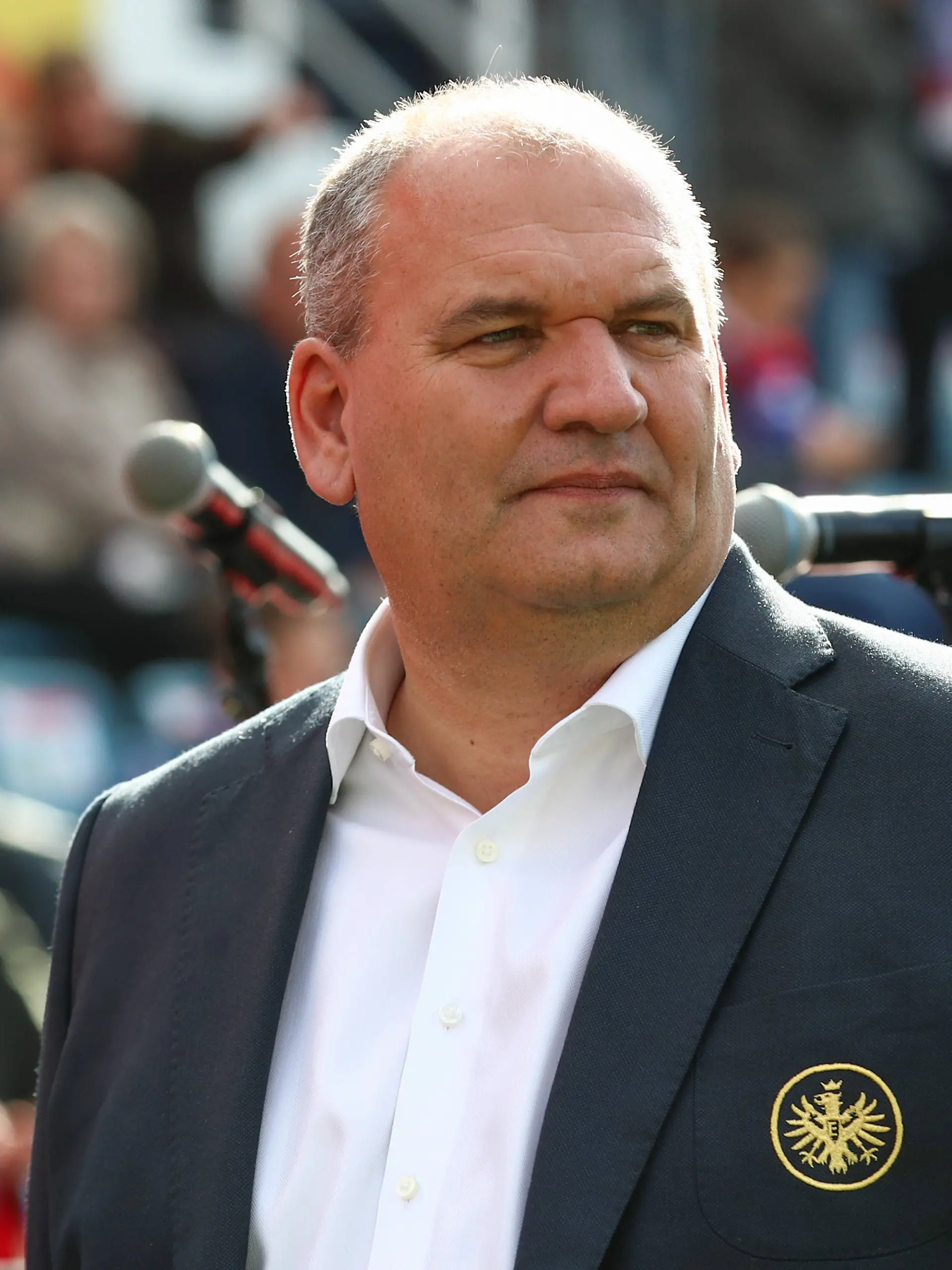 Eintracht Frankfurts Präsident Mathias Beck musste am herzen operiert werden