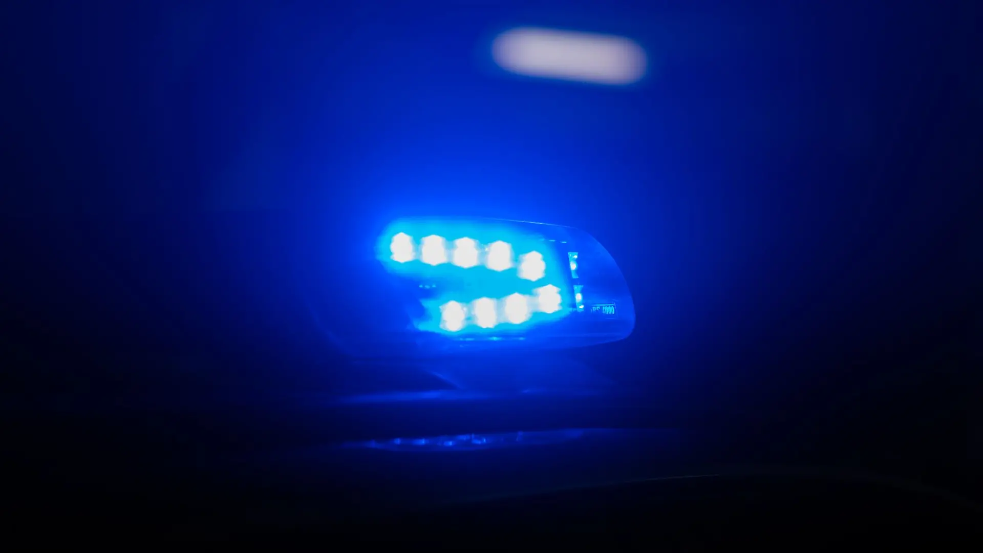 Der 62-Jährige erlag noch an der Unfallstelle seinen Verletzungen. (Symbolbild)