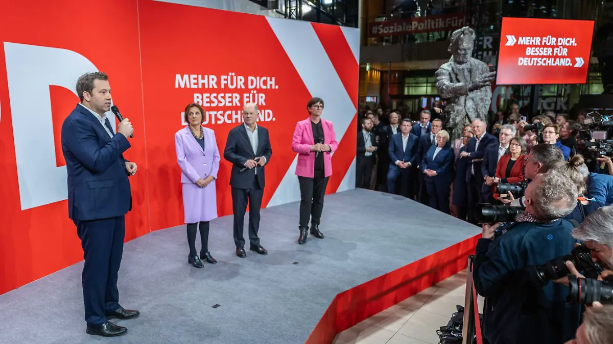Die SPD verzeichnet bei der Bundestagwahl 2025 ein historisch schlechtes Ergebnis.