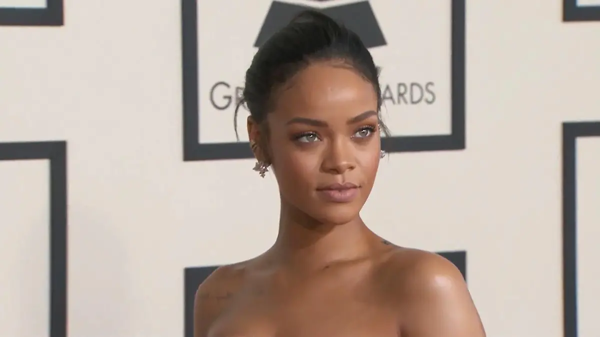 Rihanna kündigt neue Musik an - samt Veränderungen Fans, aufgepasst!