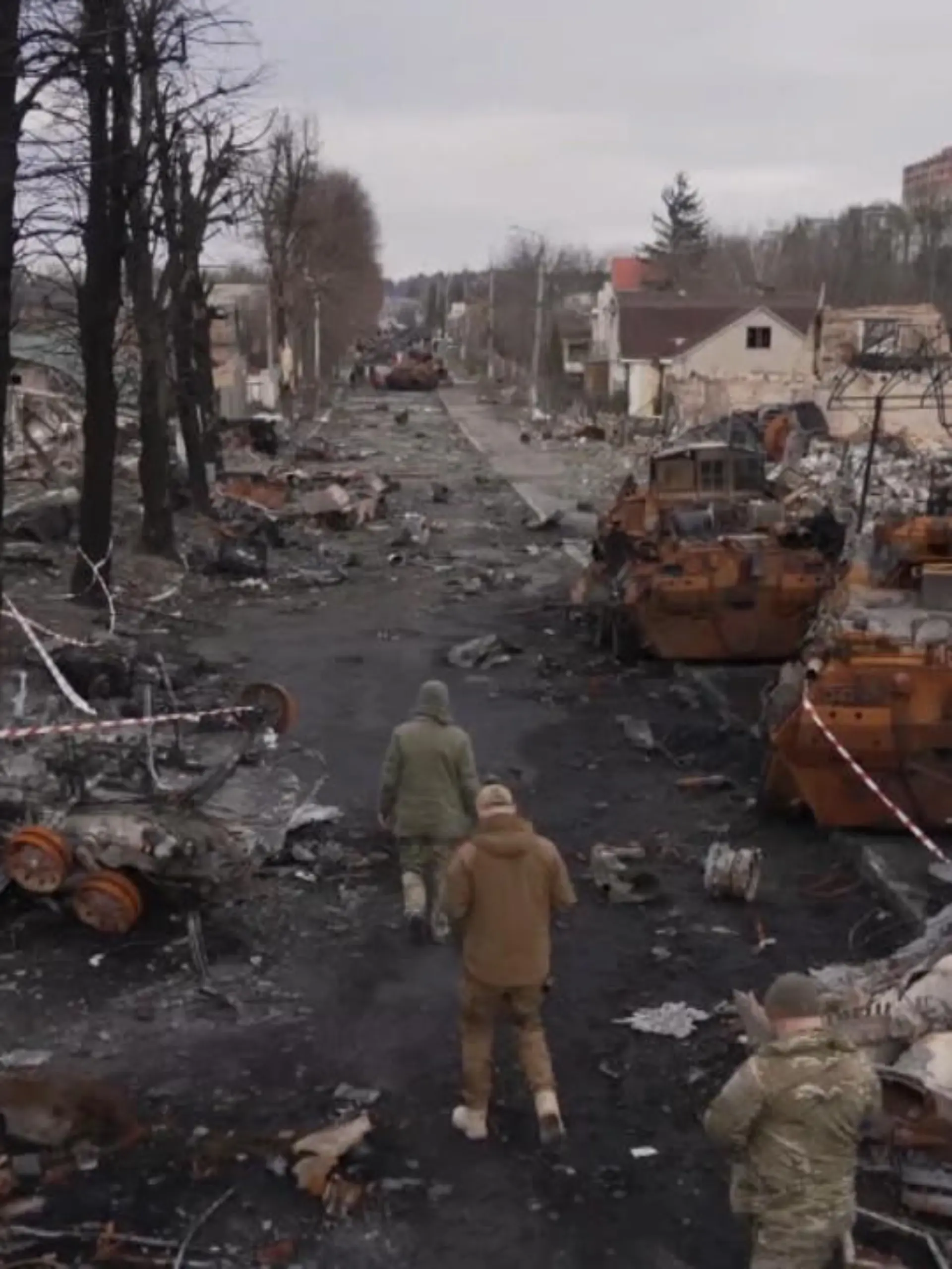 Bild zu: "Ukraine-Krieg: Russland bestätigt viele Opfer"