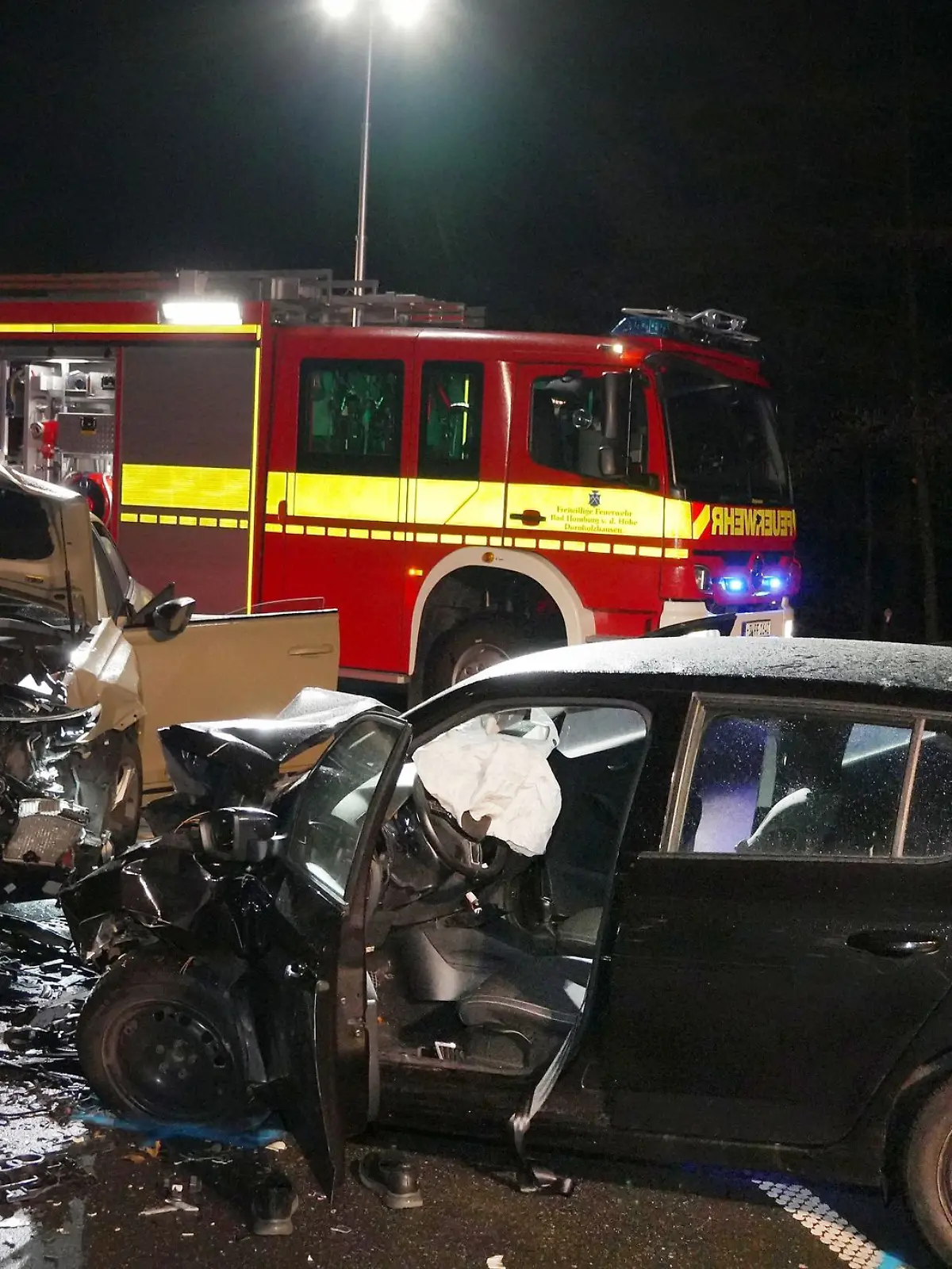 Bild zu: "Frontal-Crash auf Bundesstraße – 83-Jähriger tot"
