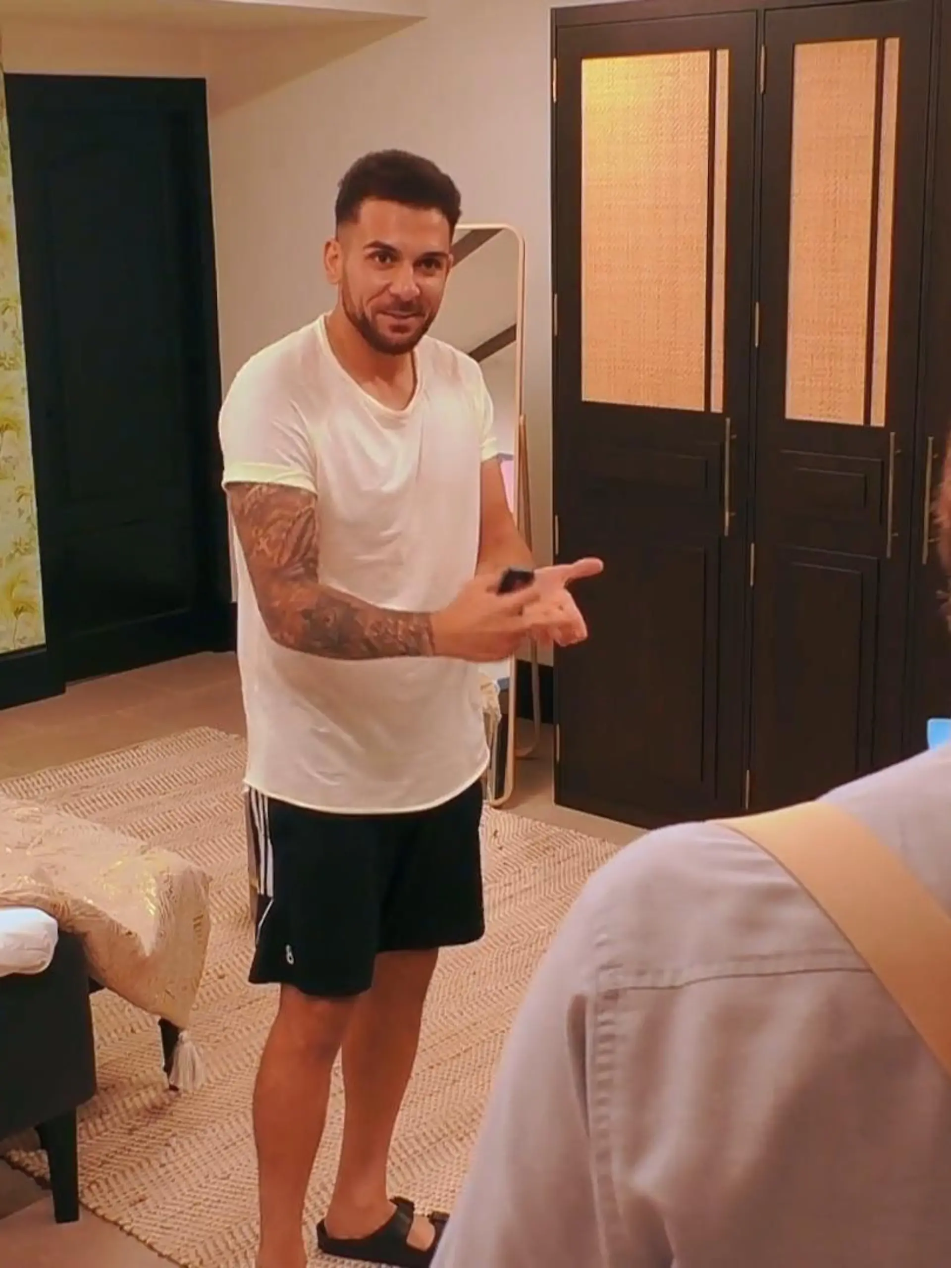 Bild zu: "Björns nervenaufreibende Jagd im „First Dates Hotel“"