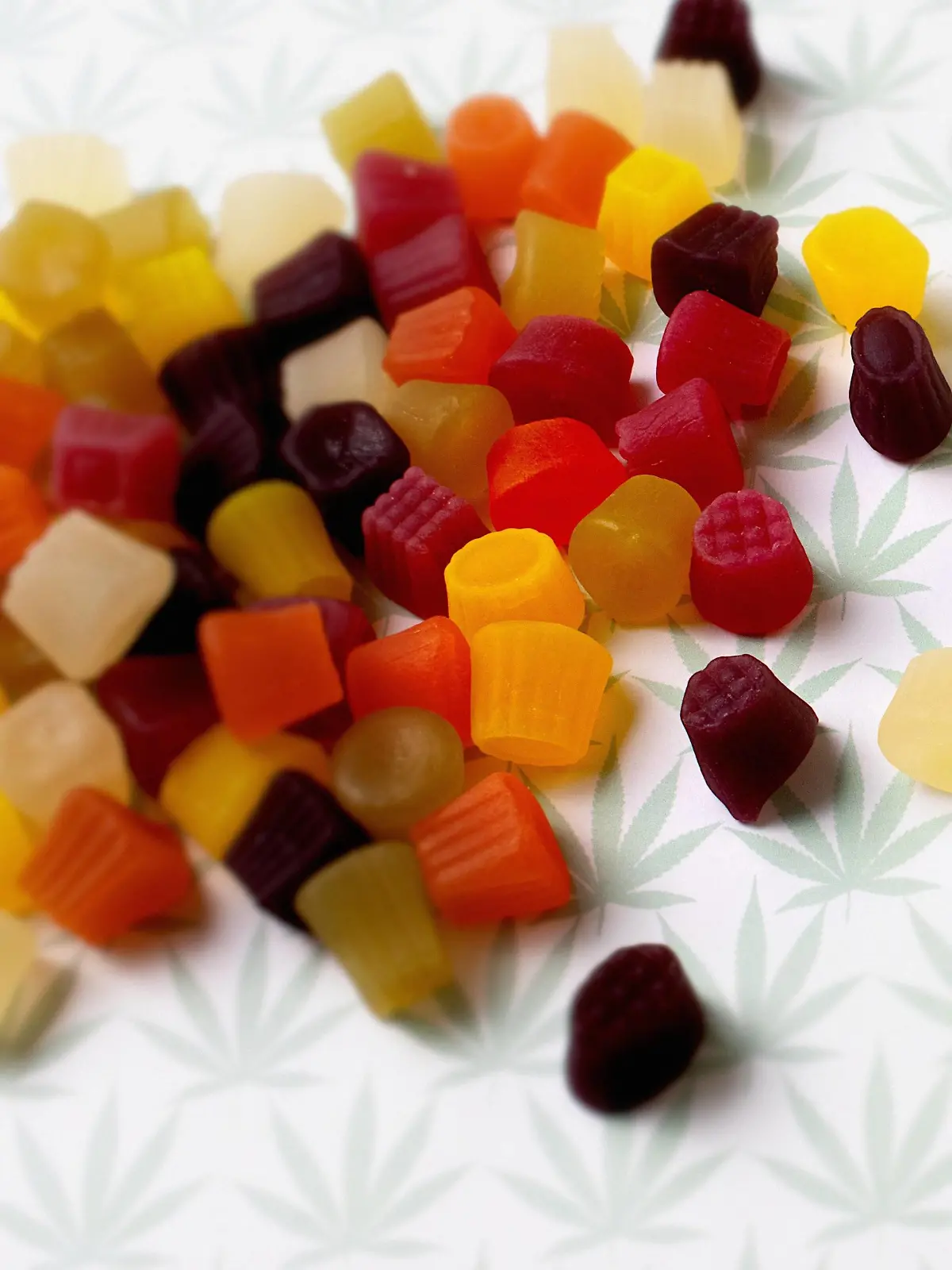 Cannabis infused sweets, conceptual image Cannabis infused sweets, conceptual image. *** Cannabis infused sweets, conceptual image Cannabis infused sweets, conceptual image PUBLICATIONxINxGERxSUIxHUNxONLY VICTORxHABBICKxVISIONS/SCIENCExPHOTOxLIBRARY F033/7346 