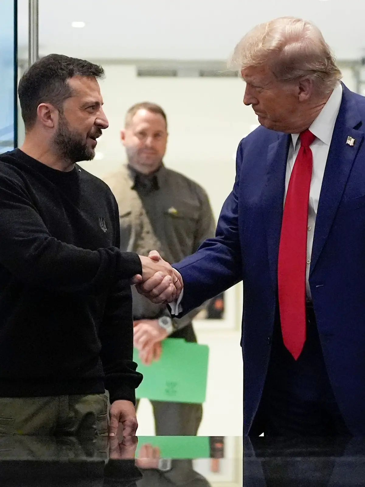 Bild zu: "Besuch bei Trump bestätigt! Selenskyj reist nach Washington"