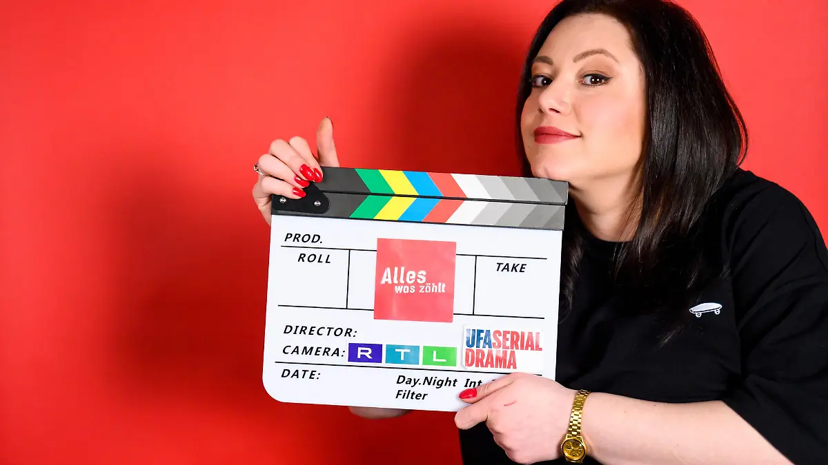 Julia Augustin ist zurück bei AWZ. 