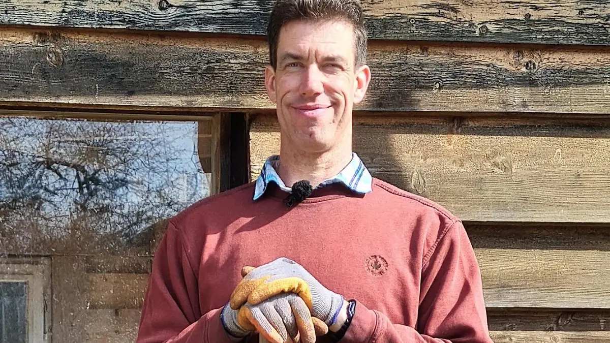 Ammenkuhhalter Jörg (48) aus Hessen
+++ Die Verwendung des sendungsbezogenen Materials ist nur mit dem Hinweis und Verlinkung auf RTL+ gestattet. +++