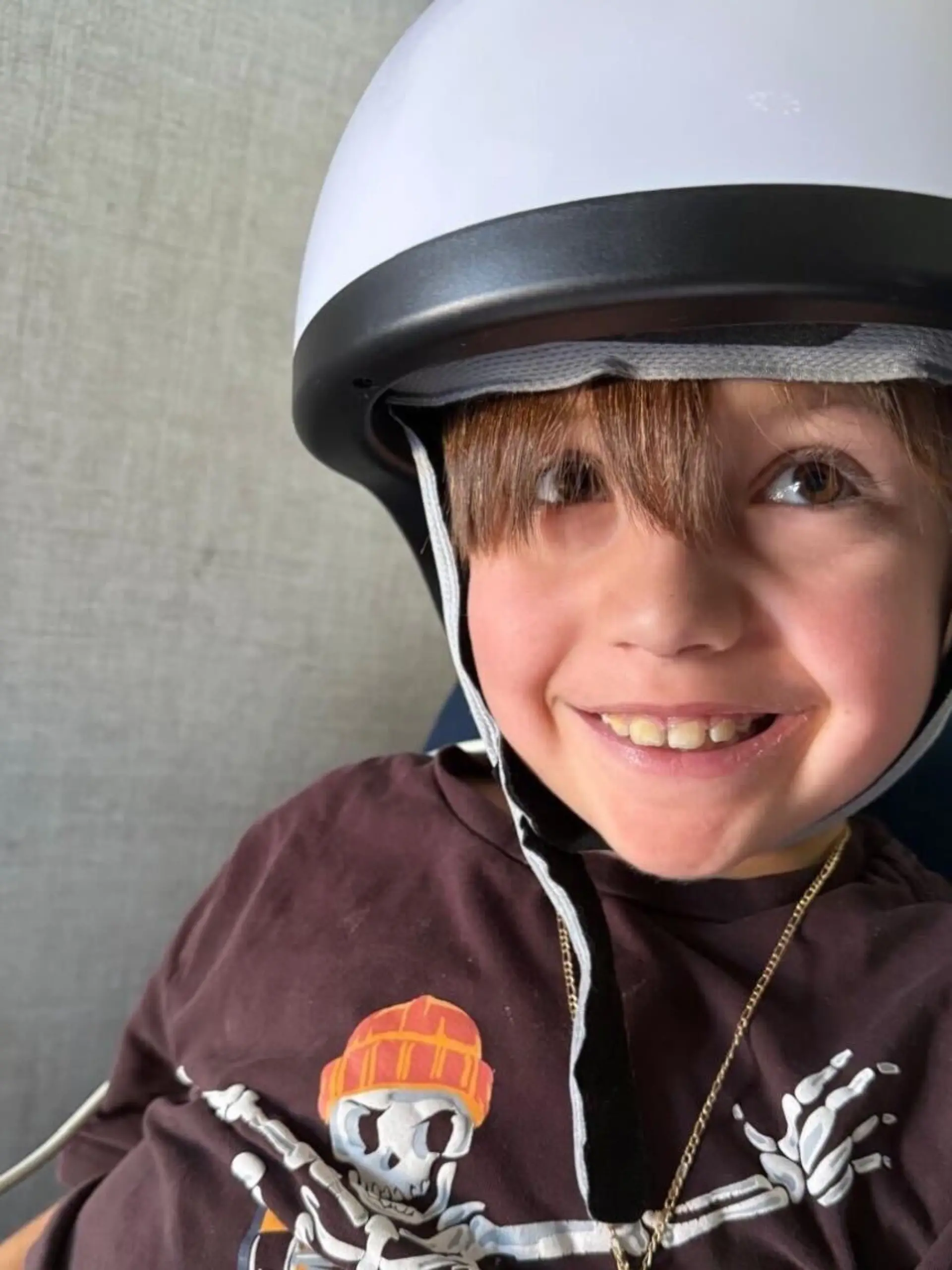 Bild zu: "Derek (8) kämpft gegen den Feind in seinem Kopf "