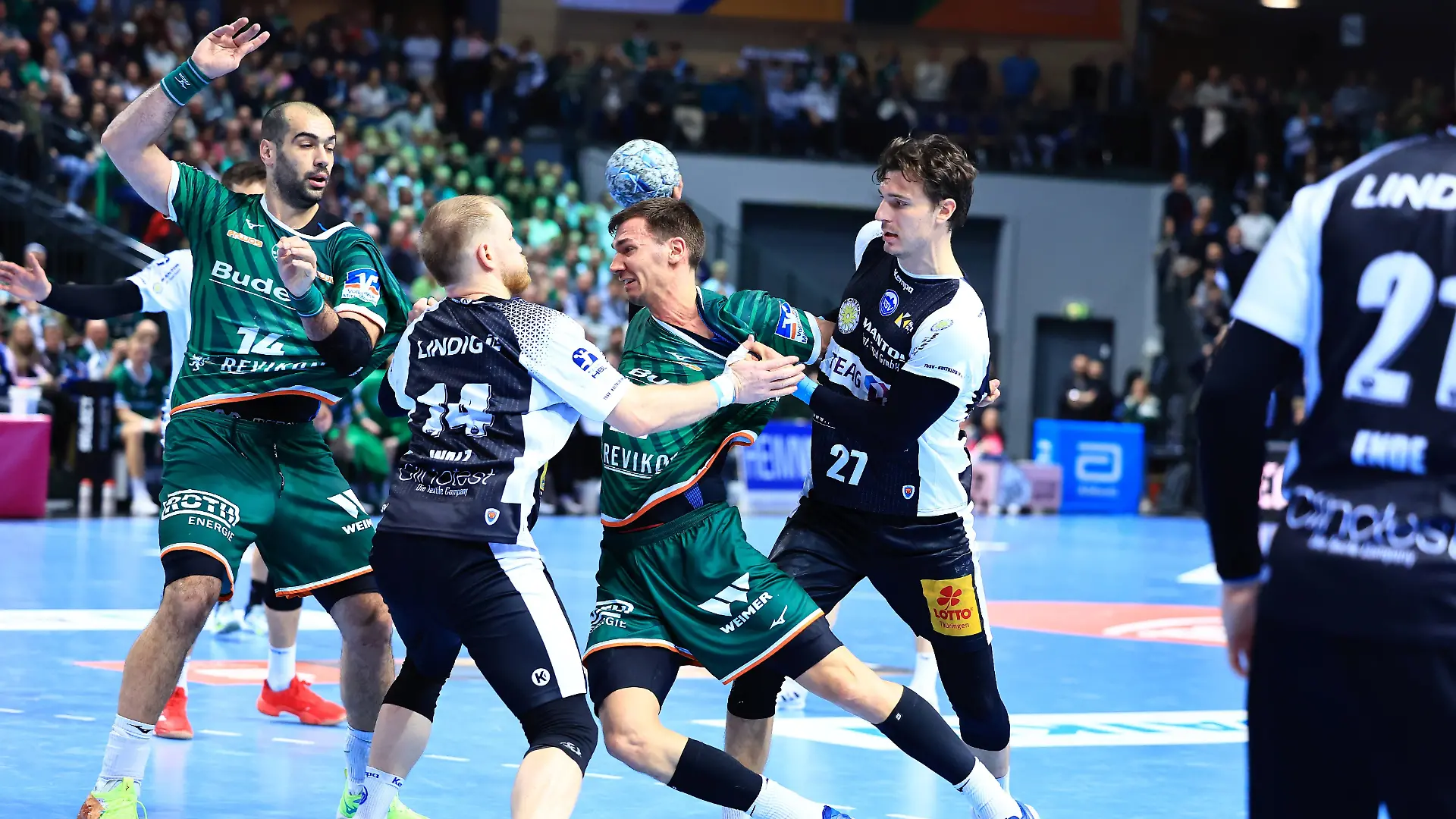 Das Duell zwischen der HSG Wetzlar und der ThSV Eisenach wird von einem medizinischen Notfall unterbrochen. 