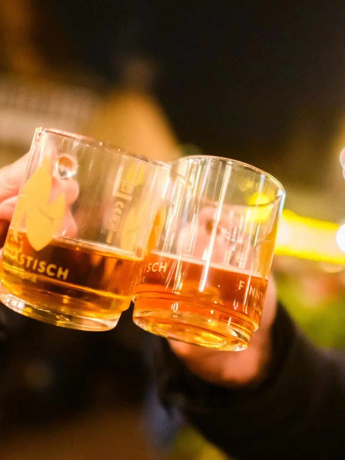 Bild zu: "Statt „Jingle Bells“! Auf Otterndorfer Weihnachtsmarkt werden Neonazi-Songs gespielt"