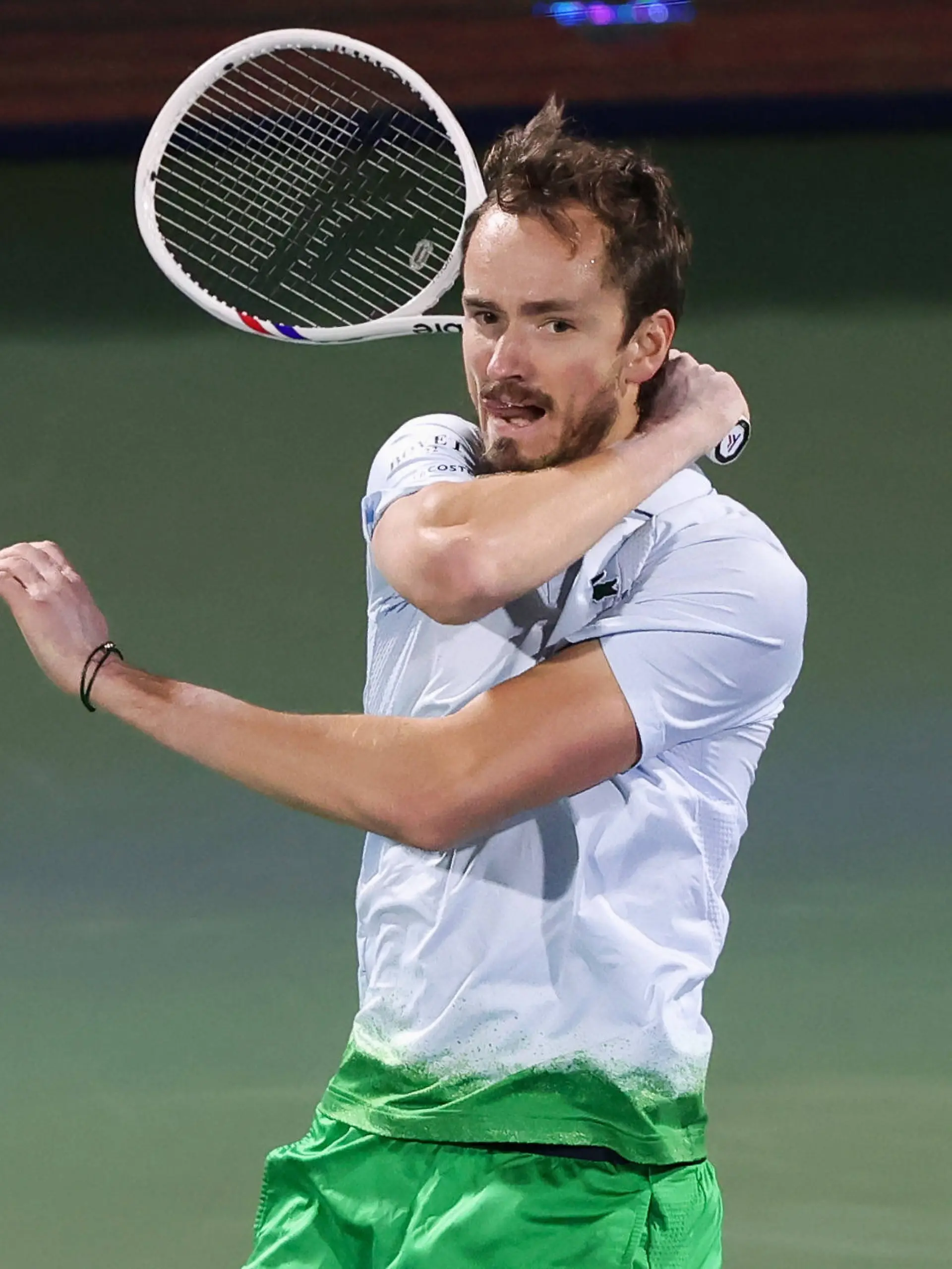 Daniil Medwedew legt sich in Dubai mit dem Schiedsrichter an - mal wieder.