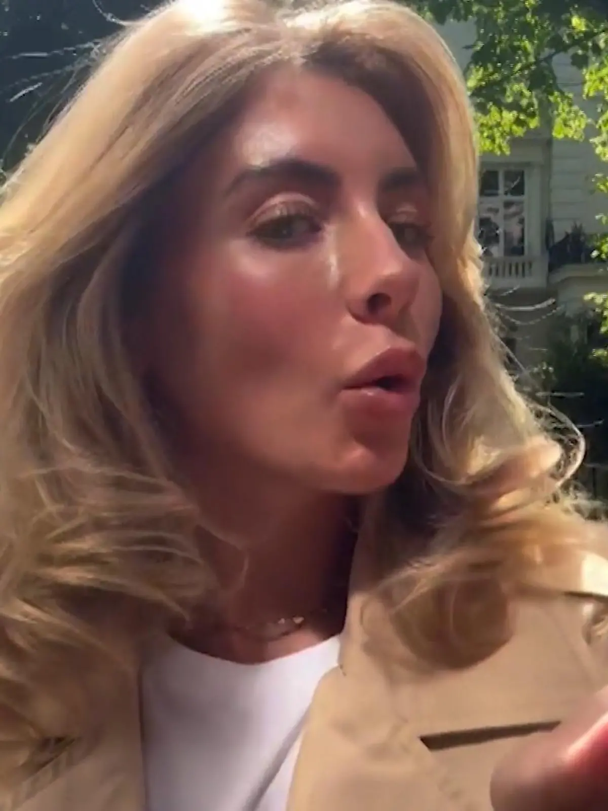 Bild zu: "Mit SEXperimenten! So will Pornostar andere Frauen schützen"