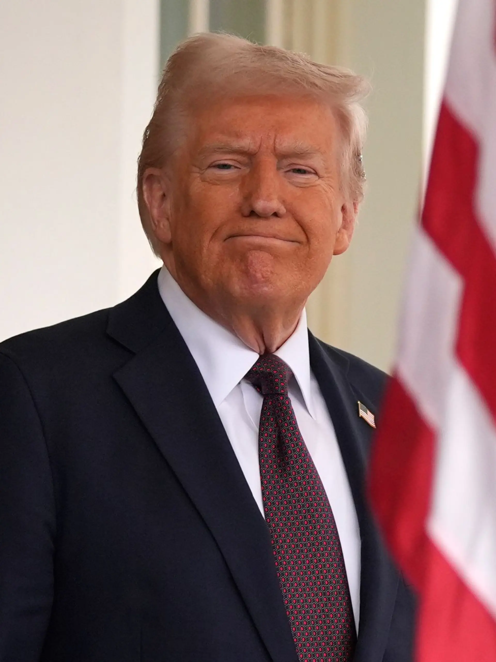 US-Präsident Donald Trump hat gut lachen: Neben seinen Einkünften als Unternehmer bekommt er zudem ein ordentliches Sümmchen an Gehalt.