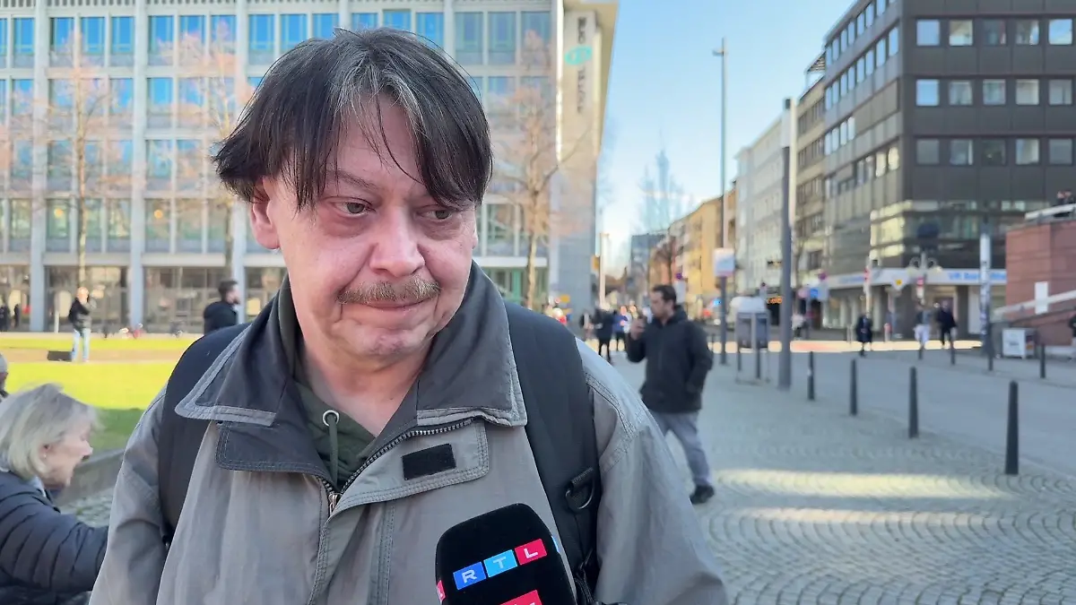 Gerd Neumann beobachtet die Todesfahrt von Mannheim.