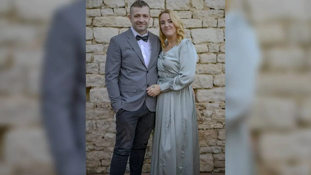 Sabrina (40) und ihr Ehemann Jannick Vogt (38)
