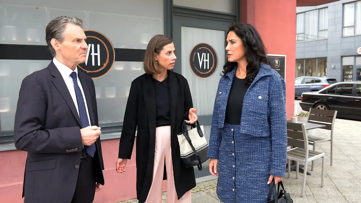 Mariella Ahrens in ihrer Rolle als Elinor Schwarz bei GZSZ. 