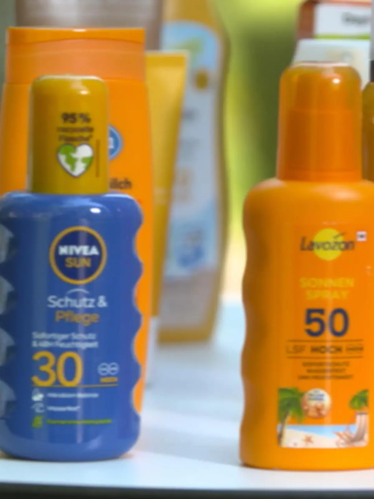 Bild zu: "Discounter-Sonnencreme überzeugt"