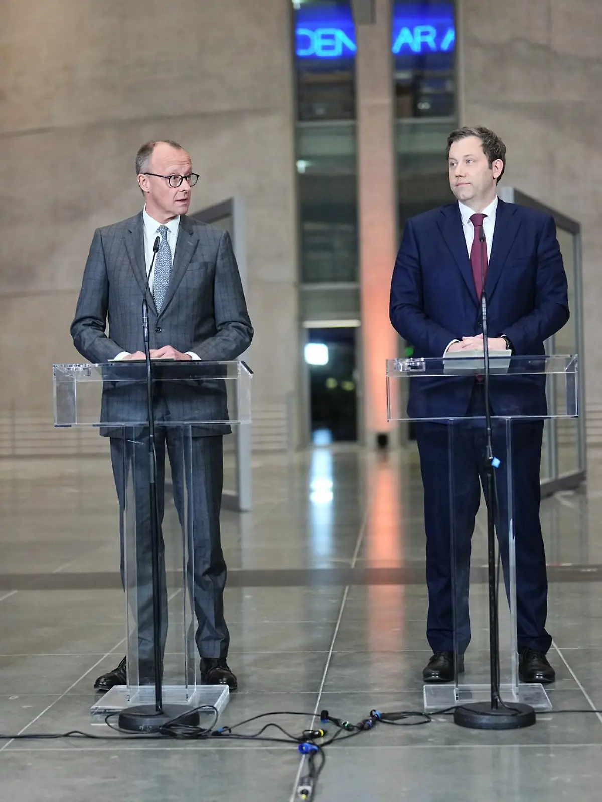 Bild zu: "Union und SPD wollen Milliardenkredite ermöglichen
"