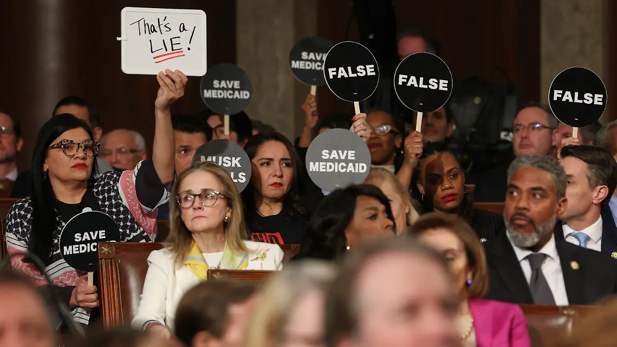 Abgeordnete protestieren gegen Trump-Rede