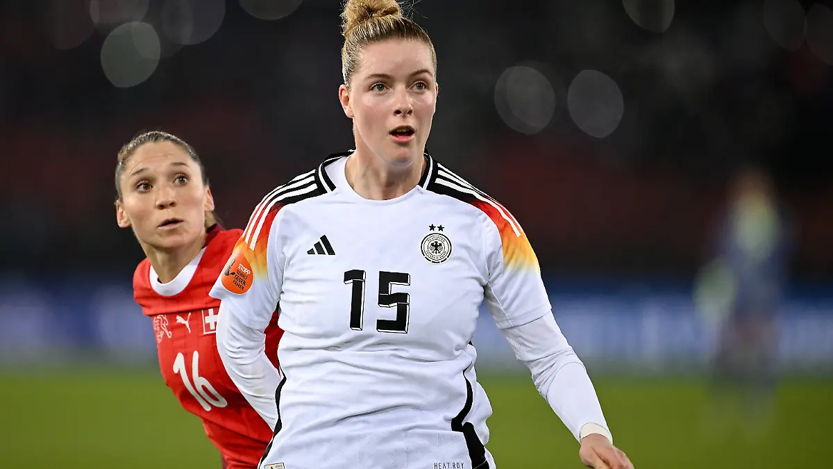 Alara Sehitler während des Nationalmannschafts-Testspiel in Zürich zwischen der Schweiz und Deutschland am 29.11.2024