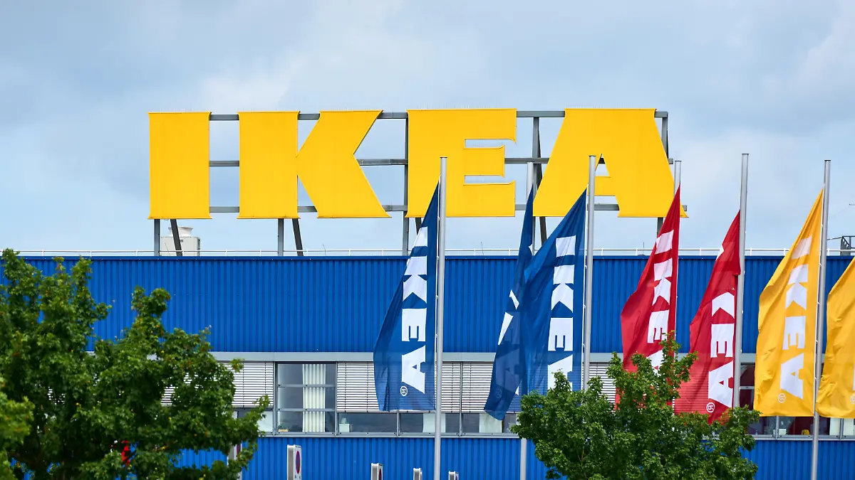 Großer Elektro-Rückruf bei Ikea: LED-Lichterketten und -Lampen betroffen.