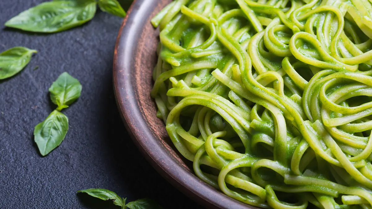 Pasta mit grüner Soße