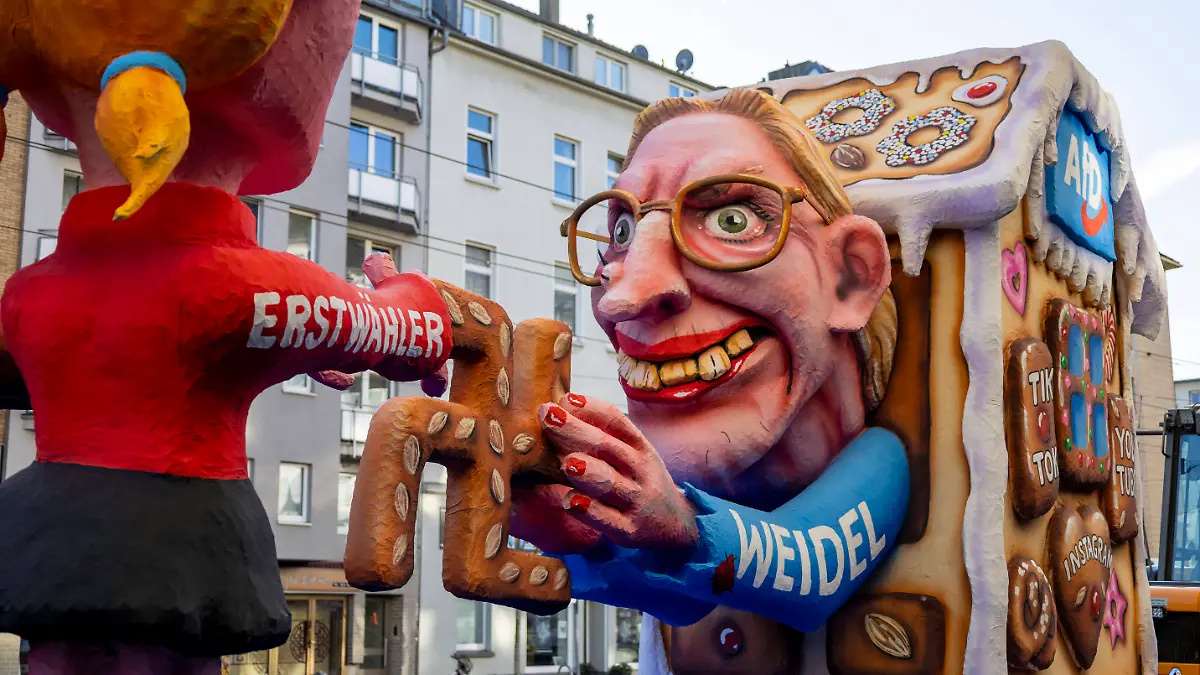 Wegen des Karnevals-Wagens zu Alice Weidel erhält die Polizei mehrere Anzeigen.