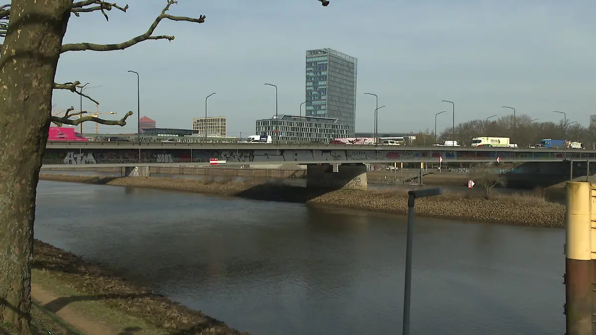 HamburgNews_3762126_1044.jpg