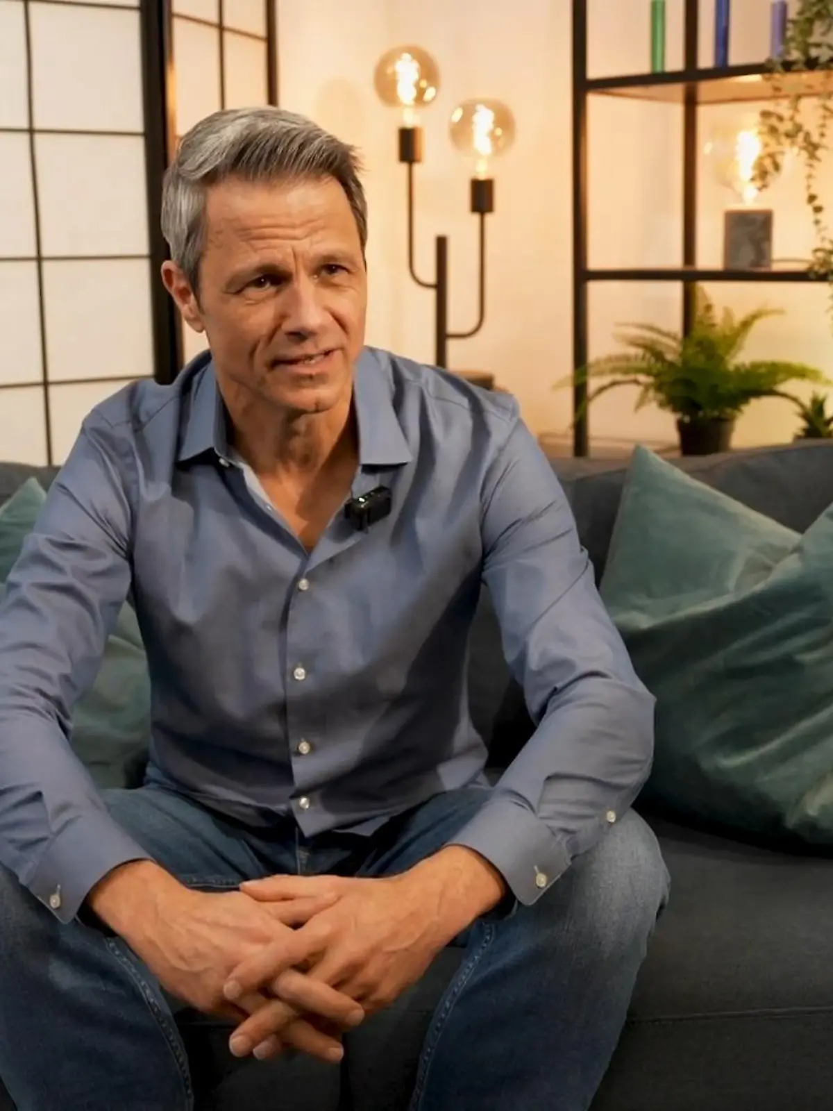 Bild zu: "Jens Hajek sieht Parallelen zu seinem Leben"