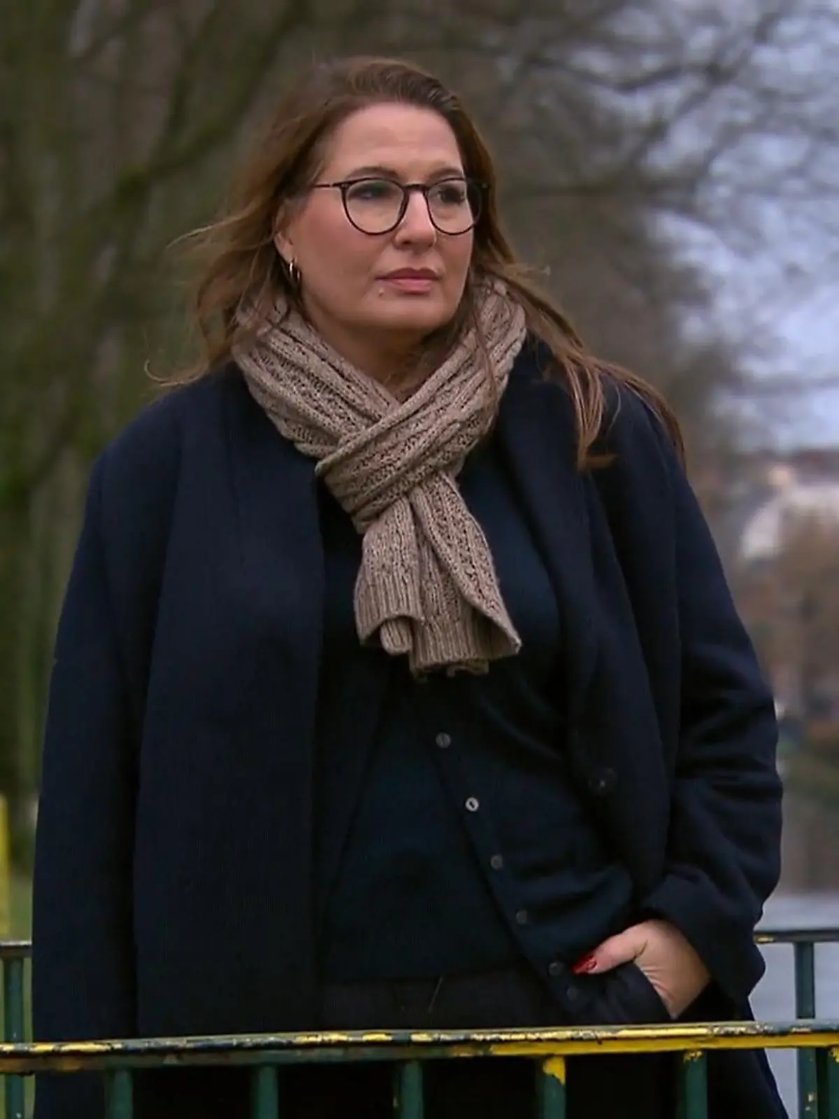 Bild zu: "Rechter Arm gelähmt"