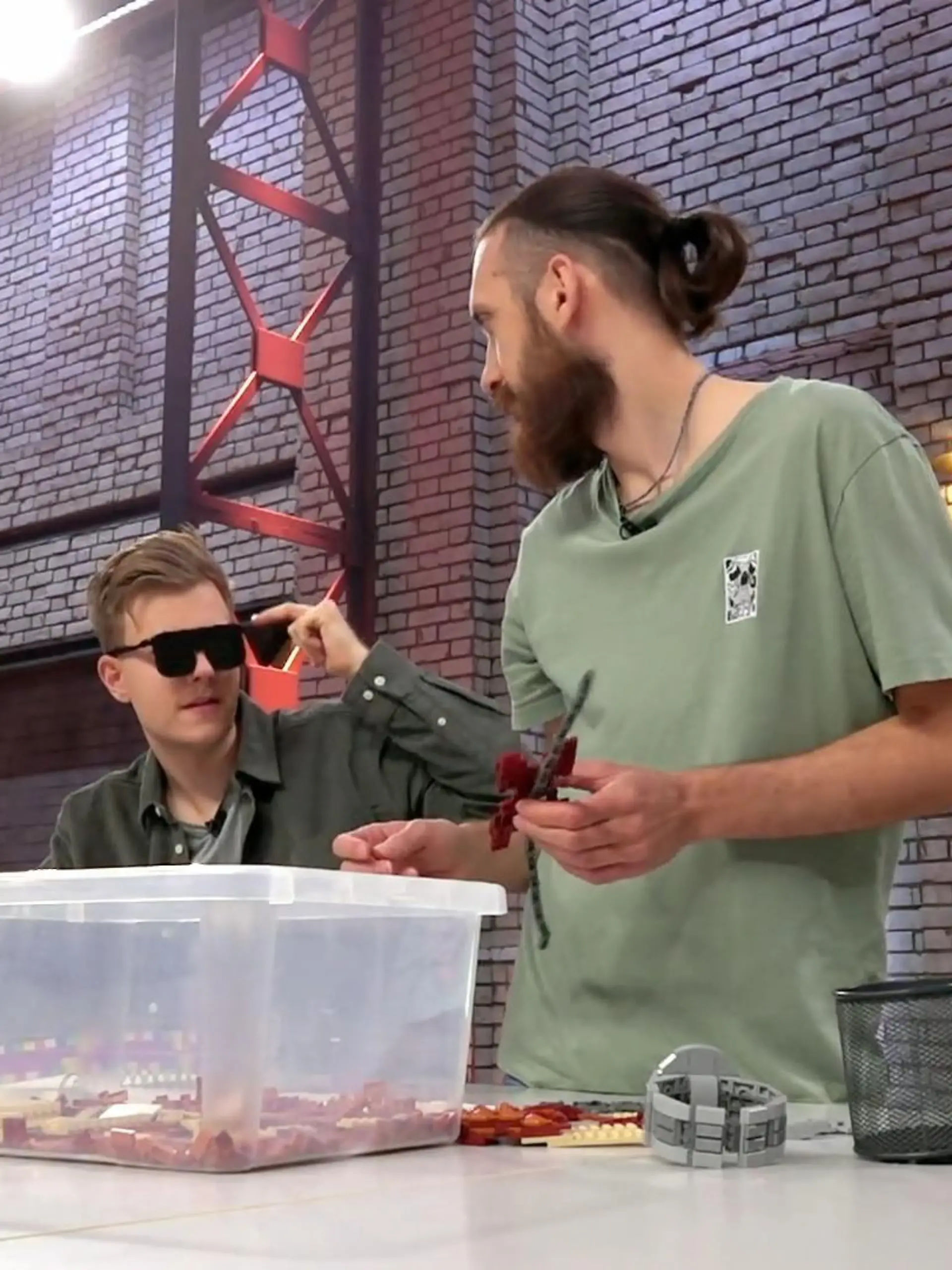 Bild zu: "Schaffen die Teams die knifflige Aufgabe?"