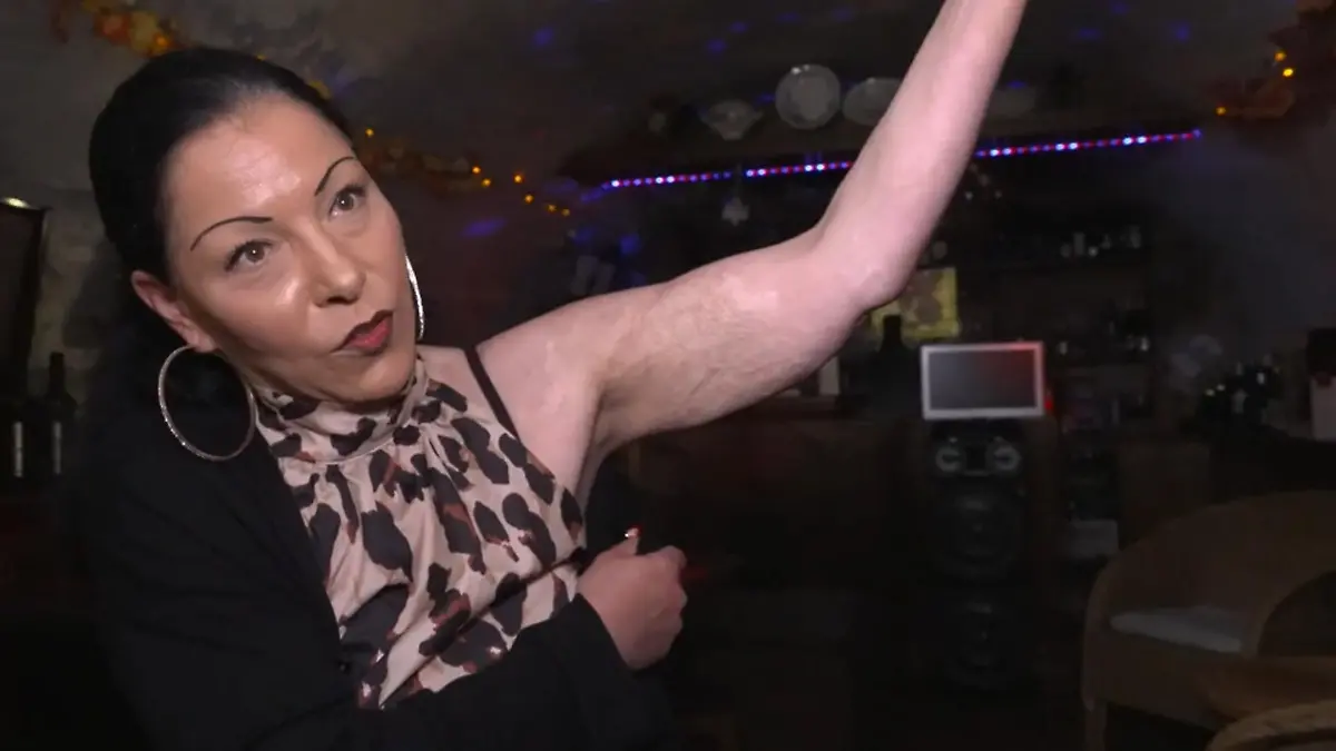 Ex-Weinprinzessin Kati trifft vor Gericht auf ihren Peiniger Vom eigenen Partner angezündet!