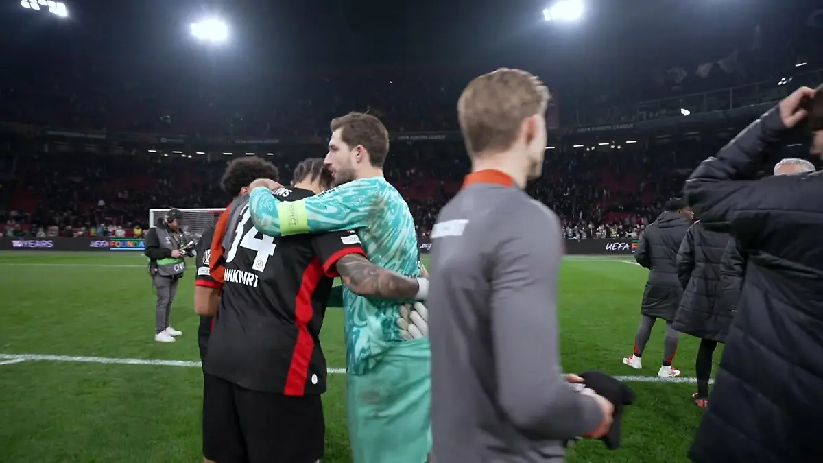 Die Adler gewinnen das Hinspiel gegen Ajax Amsterdam Eintracht holt sich Selbstvertrauen zurück