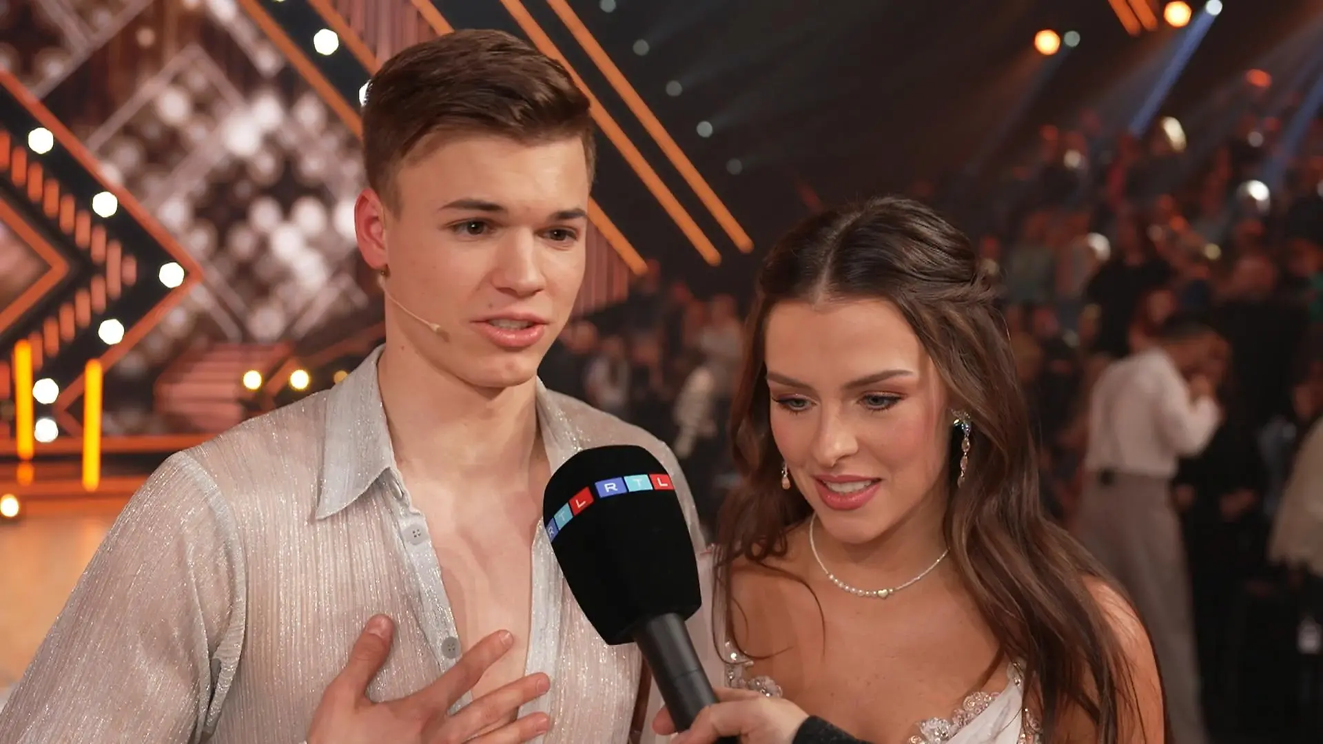 Wie der „Let’s Dance”-Star mit der Knallhart-Kritik umgeht Nur ein Punkt für Taliso Engel