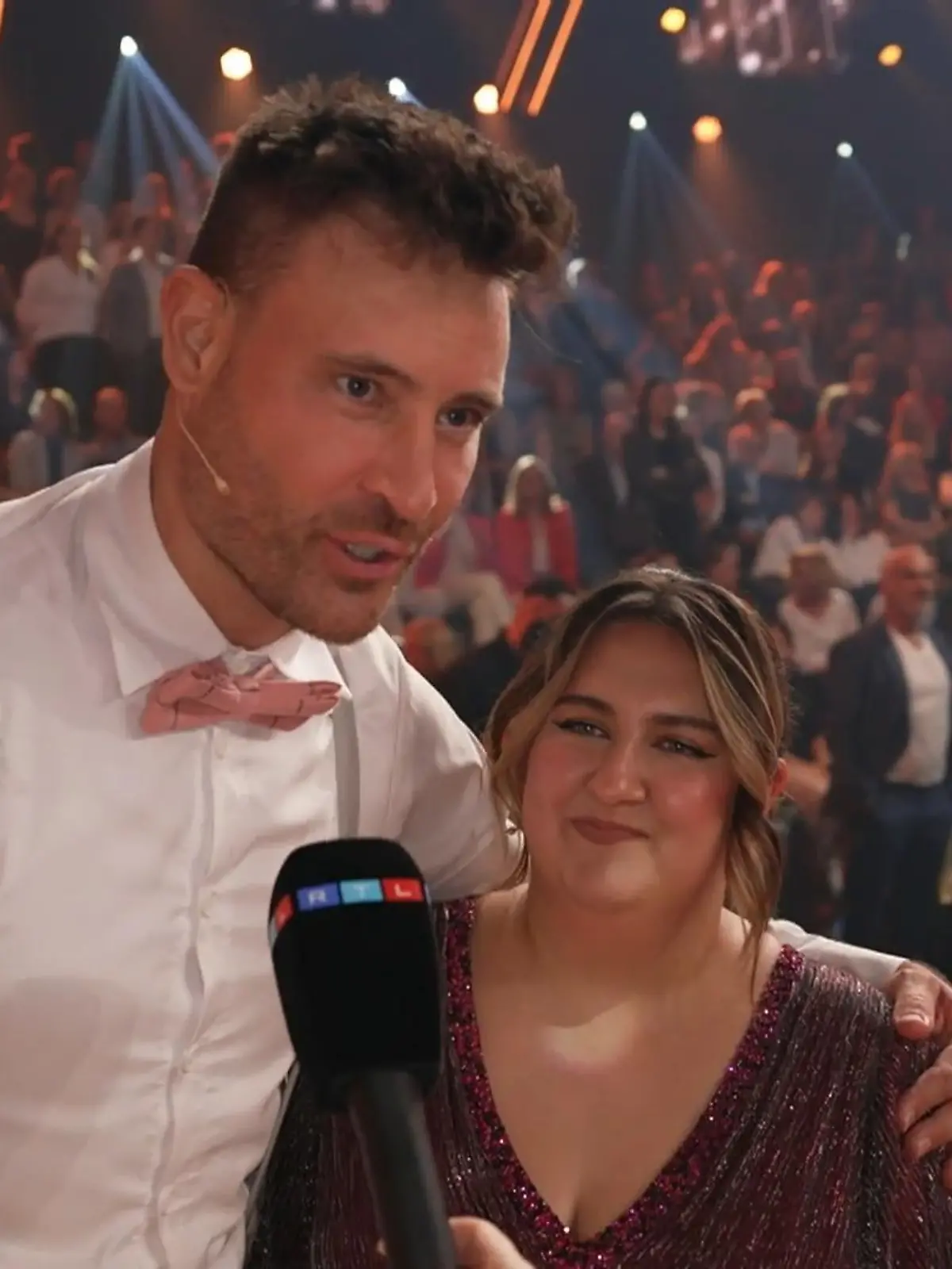 Bild zu: "Marc Eggers schwärmt von „Let’s Dance”-Kollegin selfiesandra"