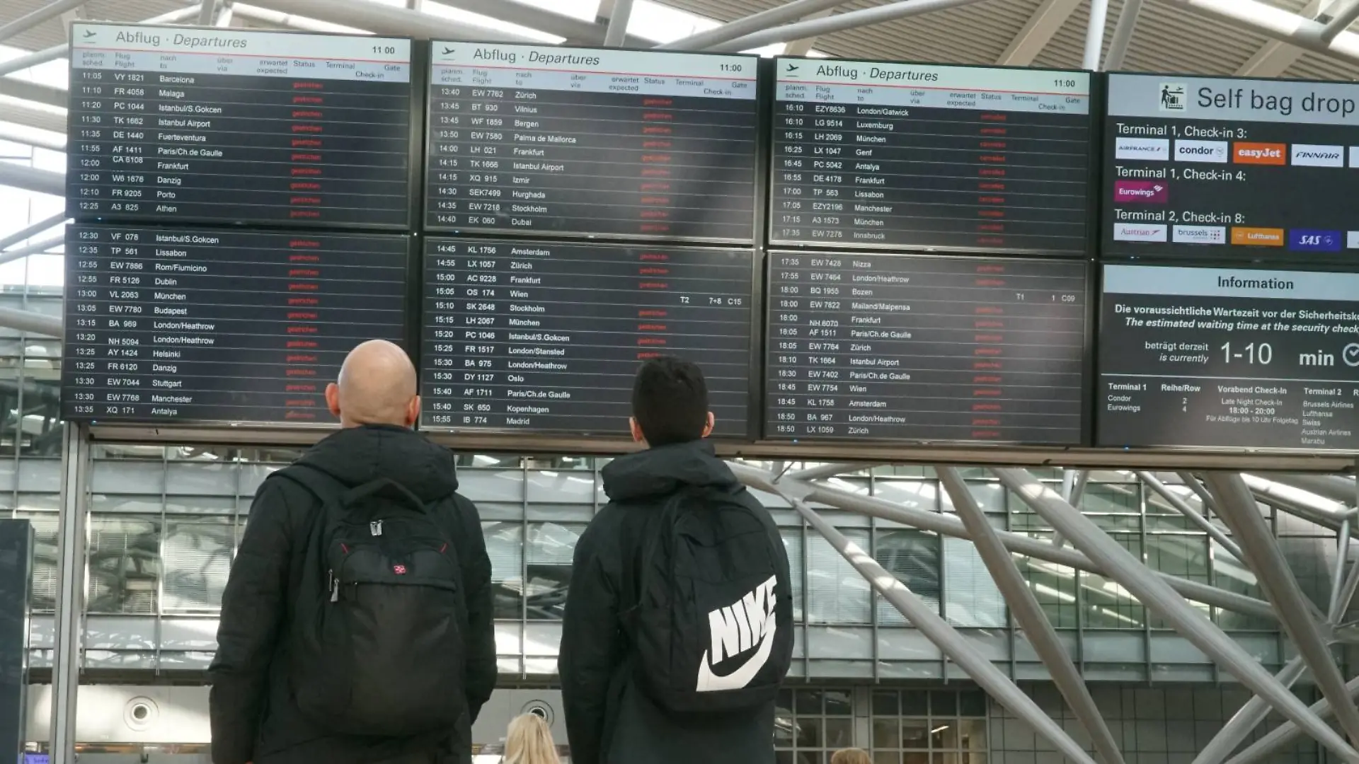 Vorgezogener Streik legt Hamburger Flughafen lahm
