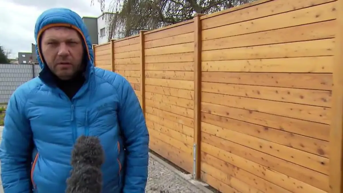 Organisator des Autokorsos "Keine Propaganda in der Schule - Schutz für russischsprechende Leute, keine Diskriminierung" in Berlin