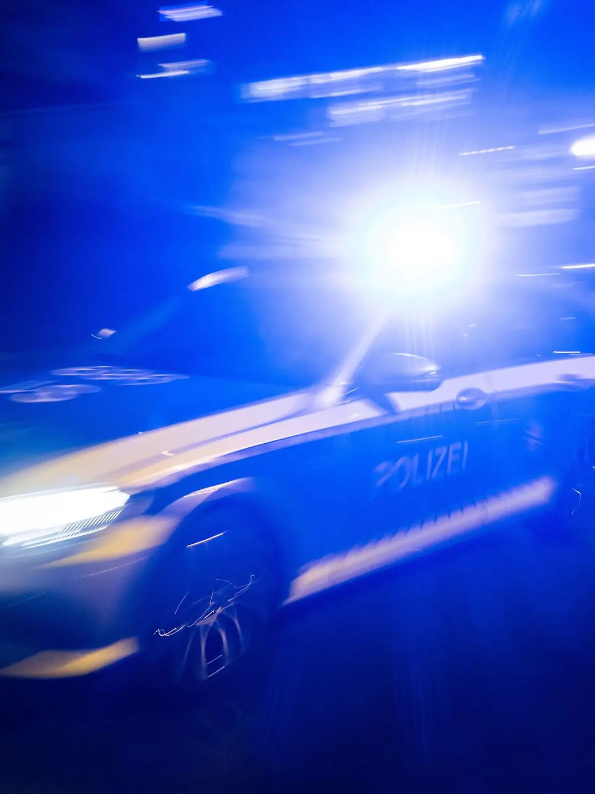 Bild zu: "Sie wollten nur nach Hause – und werden von Männergruppe mit Messern angegriffen"
