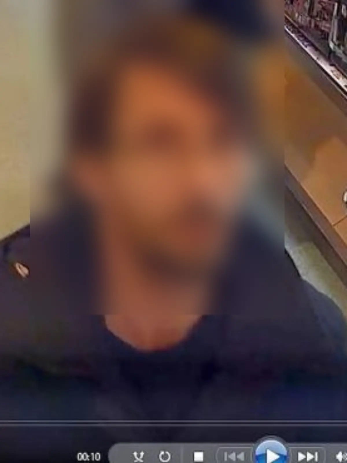 Bild zu: "Mann greift Mädchen (12) an den Po – doch das ist noch nicht alles"