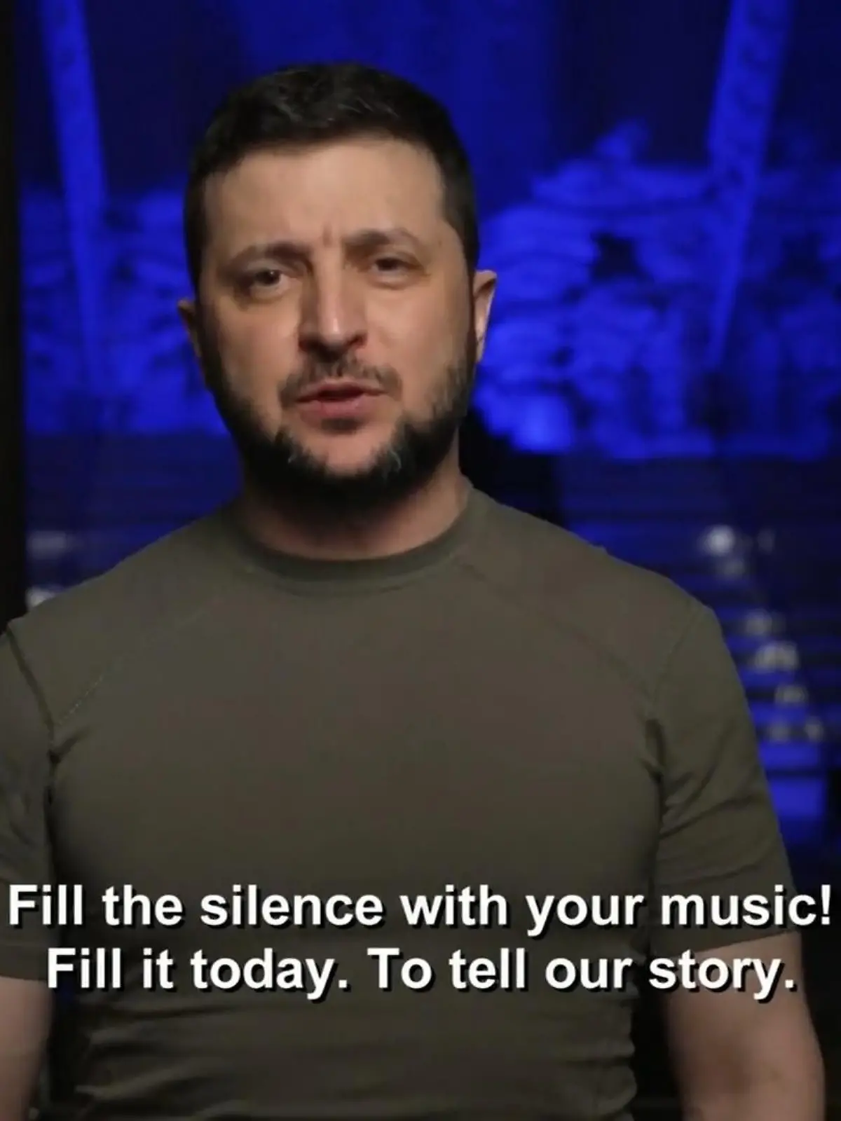 Der ukrainische Präsident Wolodymyr Selenskyj spricht bei der Grammy-Verleihung 2022.