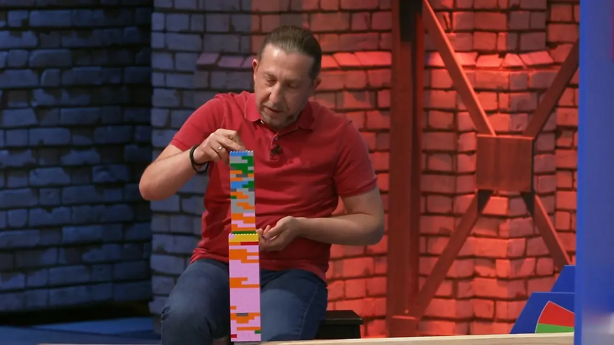 Wer meistert die Wippen-Challenge? Die Uhr tickt