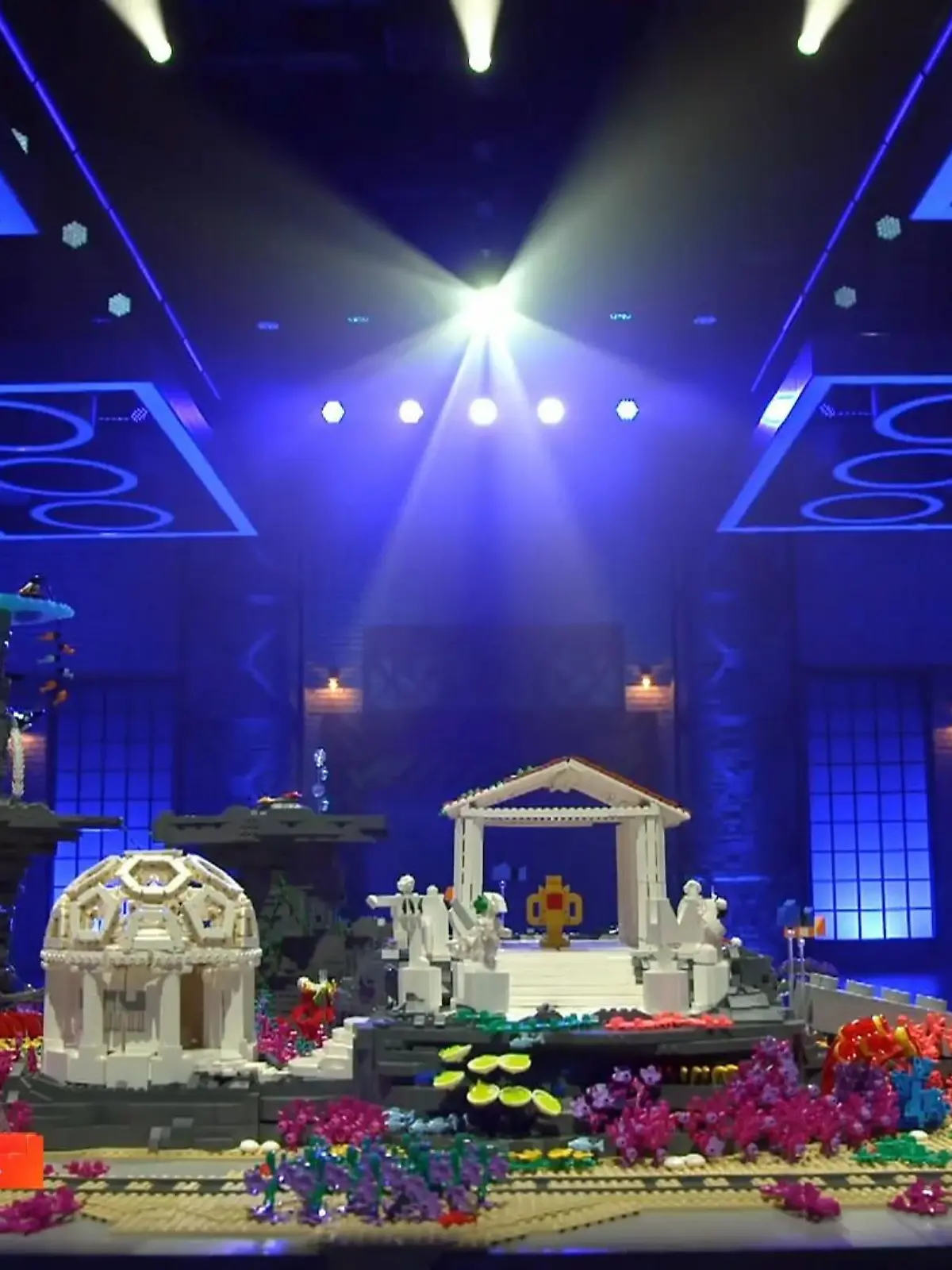 Bild zu: "Filippos und Tobi präsentieren ihre bunte Welt"