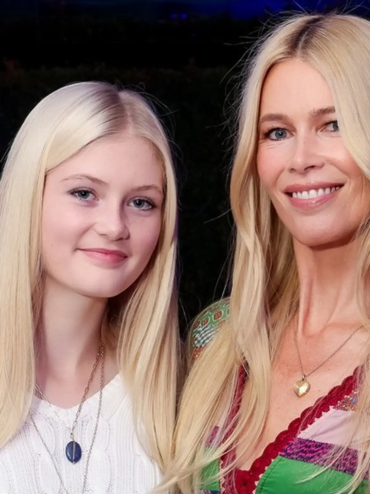 Claudia Schiffer und Tochter Cosima im Herbst 2024 bei einem Opening Event in West Hollywood. 
