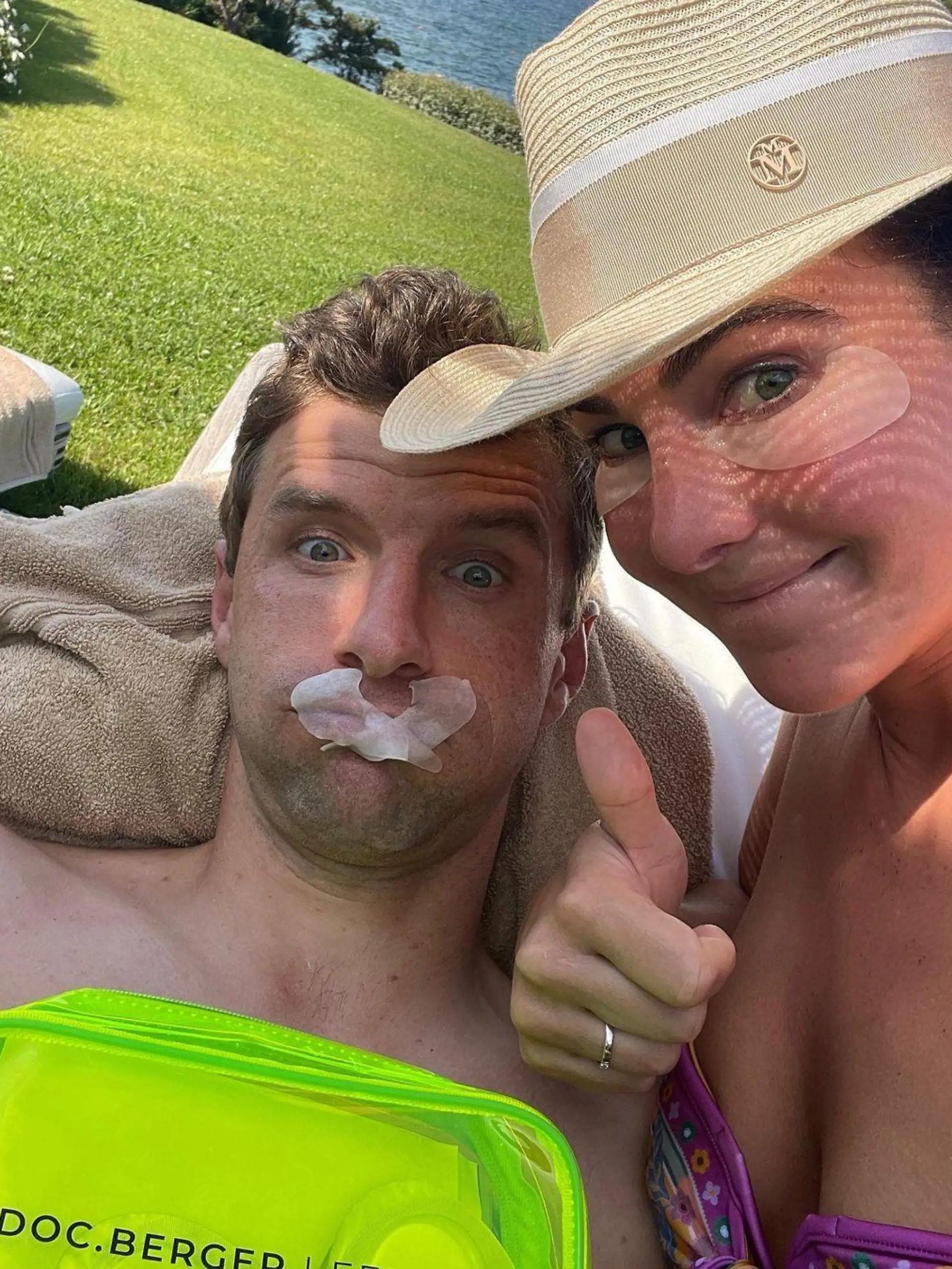 Thomas Müller und Ehefrau Lisa verbringen aktuell ihren Sommerurlaub.